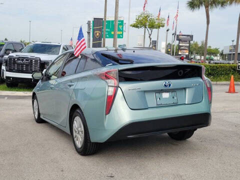 2016 Toyota Prius Two