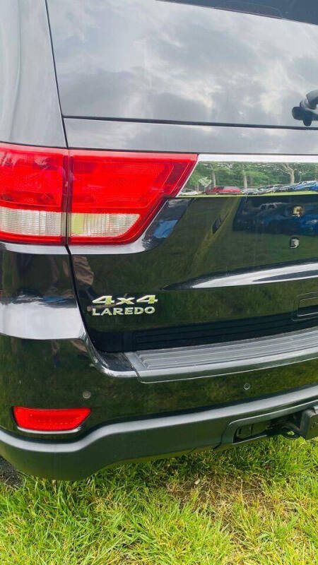 2011 Jeep Grand Cherokee Laredo X