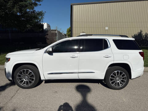 2023 GMC Acadia Denali