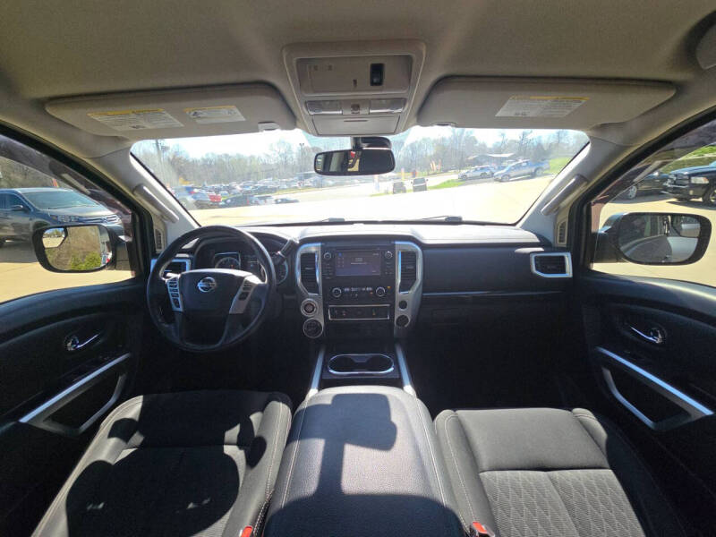 2018 Nissan Titan