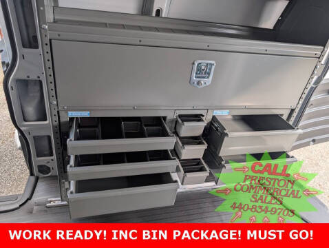 2025 Chevrolet Express 2500