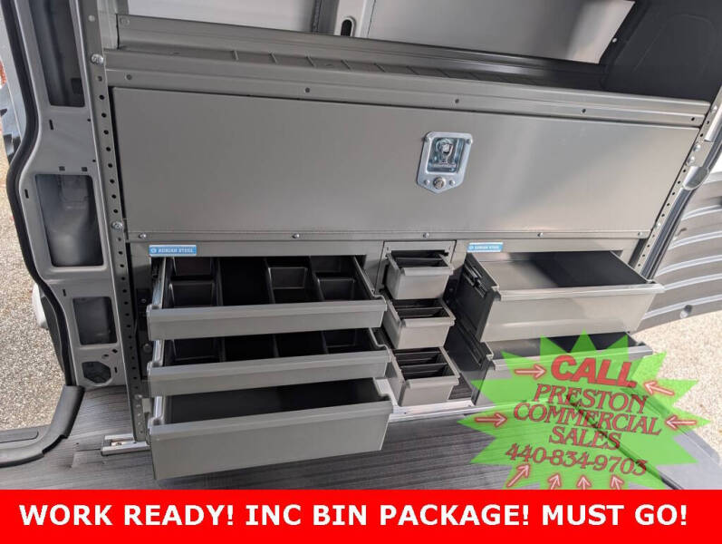 2025 Chevrolet Express 2500