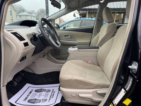 2012 Toyota Prius v Two