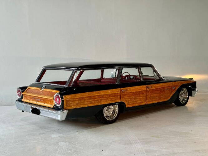 1963 Ford Country Squire