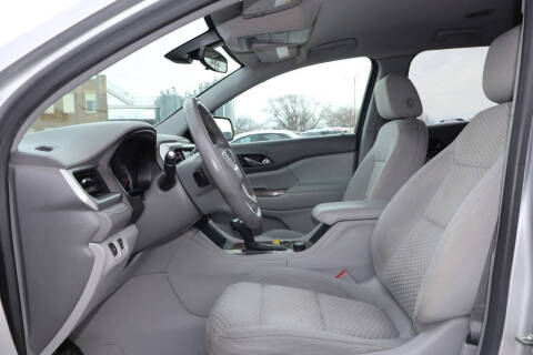 2018 GMC Acadia SLE-2