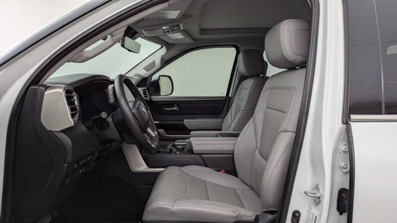 2023 Toyota Tundra Limited HV