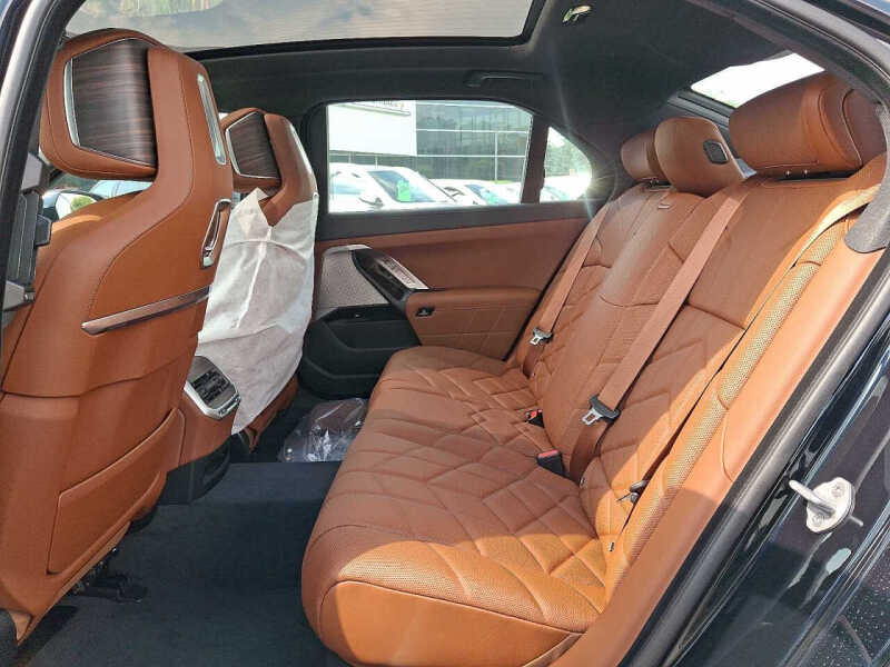 2025 BMW i7 eDrive50