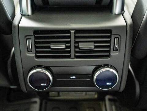 2026 Land Rover Discovery