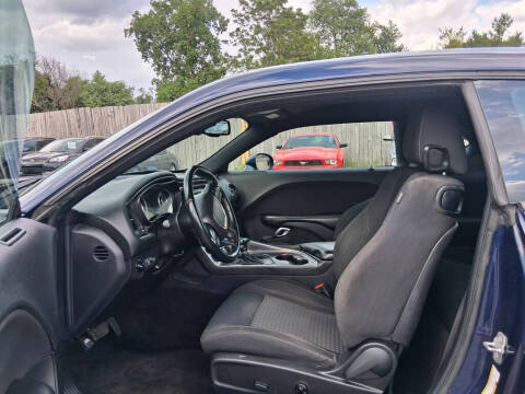 2016 Dodge Challenger SXT