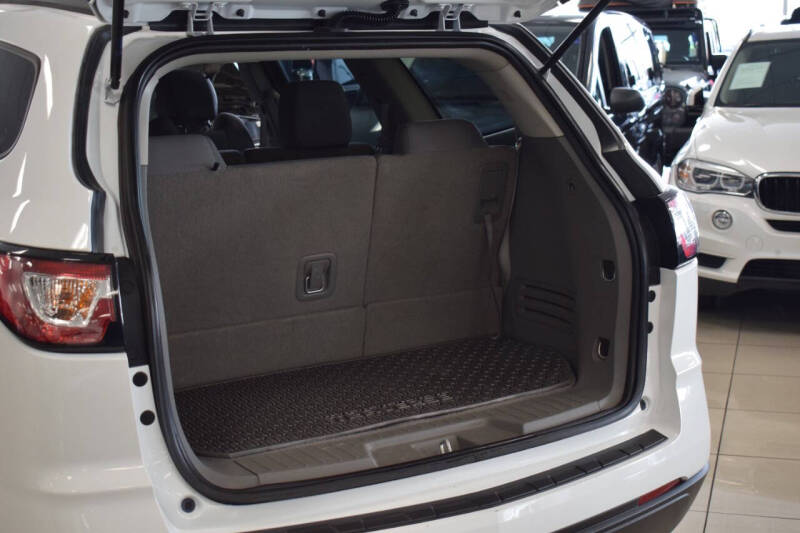 2017 Chevrolet Traverse LS