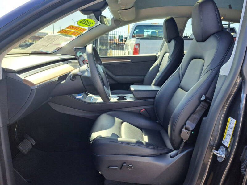 2025 Tesla Model Y Long Range