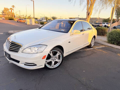 2013 Mercedes-Benz S-Class S 550 4MATIC