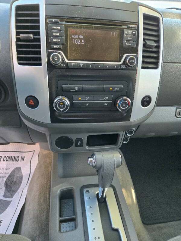 2016 Nissan Frontier SV