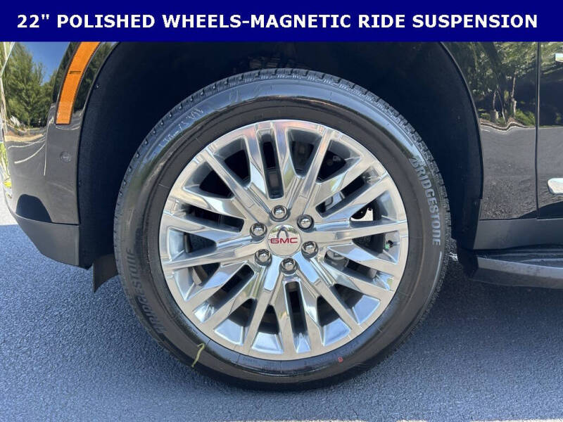 2025 GMC Yukon Elevation