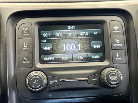 2017 Jeep Cherokee Sport