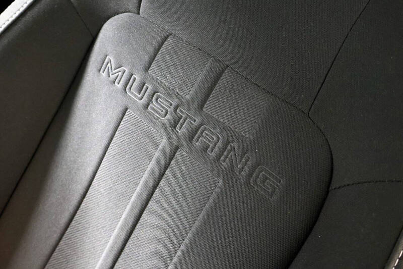 2020 Ford Mustang EcoBoost