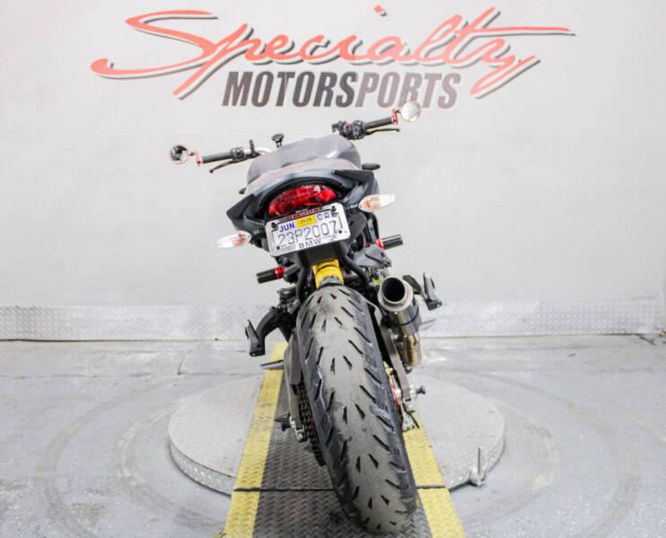 2017 Ducati Monster 821 Stripe