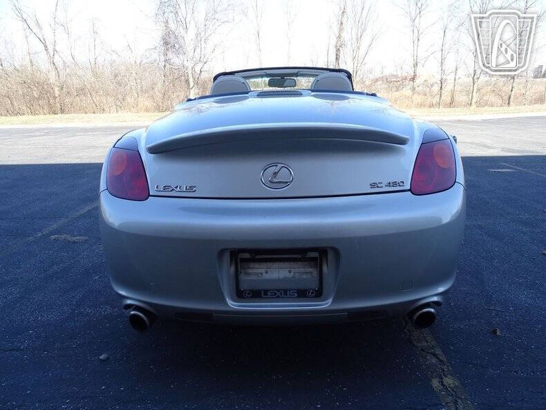 2002 Lexus SC 430