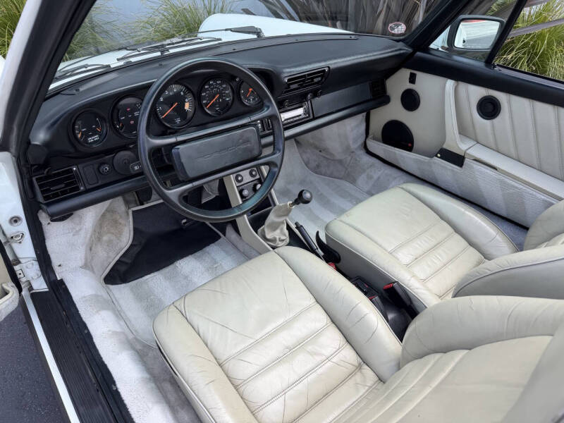 1988 Porsche 911 Carrera