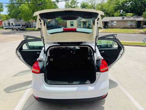 2017 Ford Focus SE
