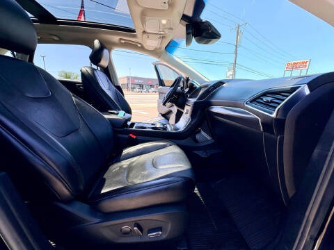 2019 Ford Edge Titanium
