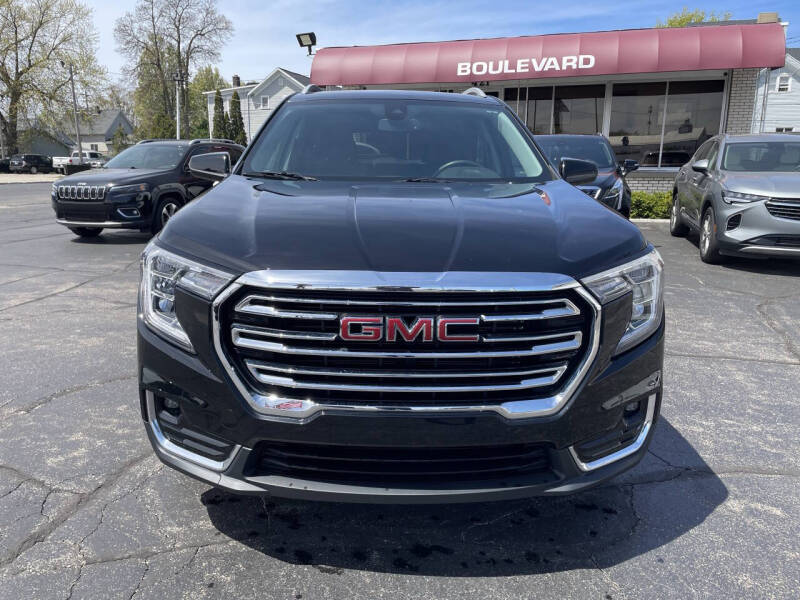 2023 GMC Terrain SLT