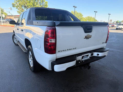 2008 Chevrolet Avalanche LS