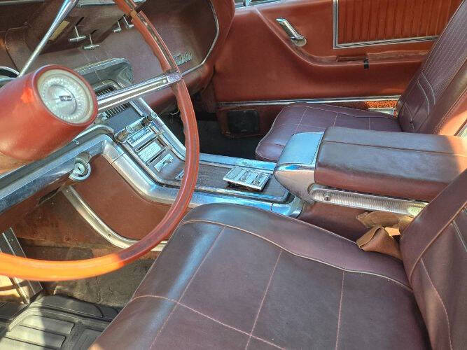 1966 Ford Thunderbird