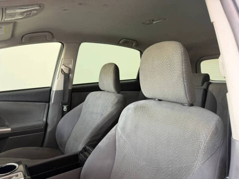 2013 Toyota Prius v