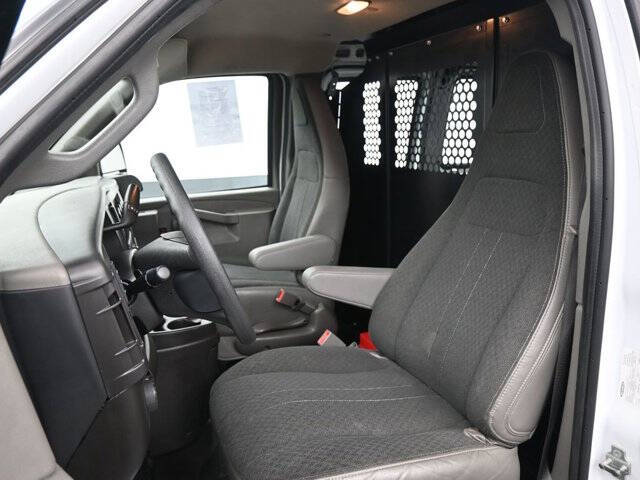 2024 Chevrolet Express 2500