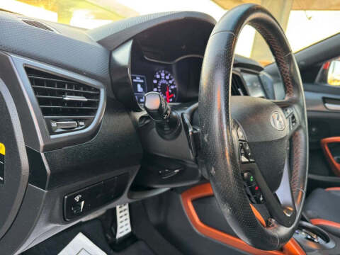 2017 Hyundai Veloster