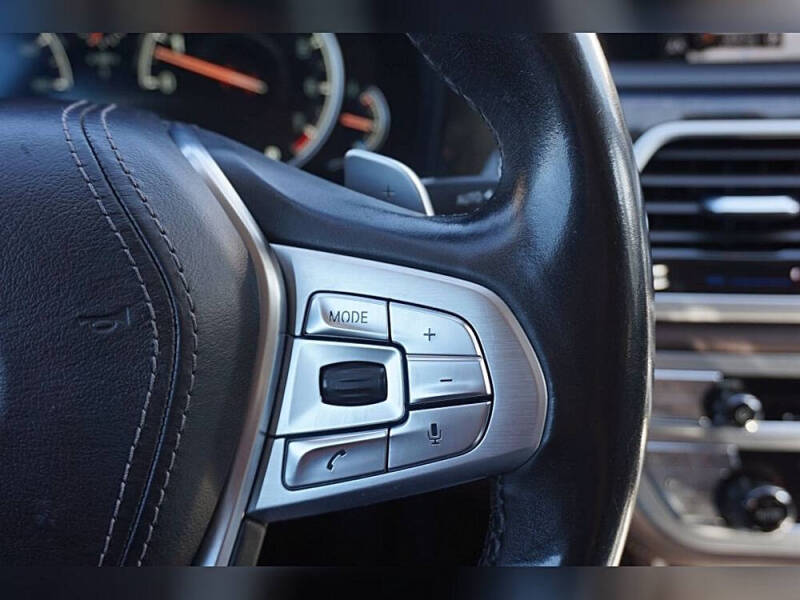 2017 BMW 7 Series 740i