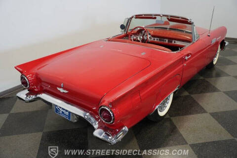 1957 Ford Thunderbird