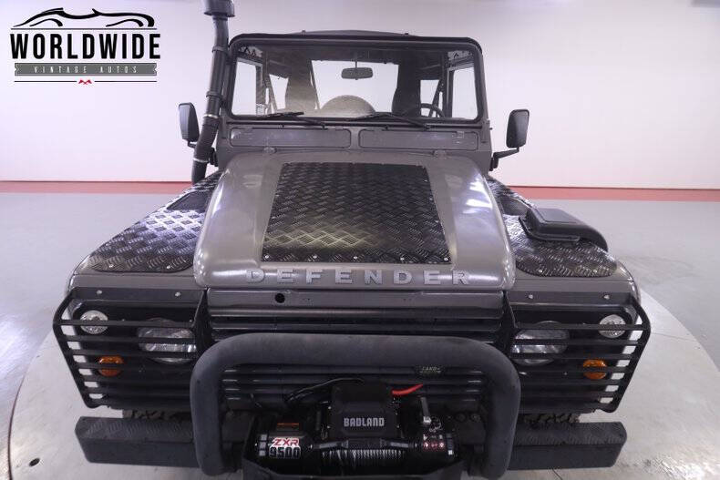 1984 Land Rover Defender