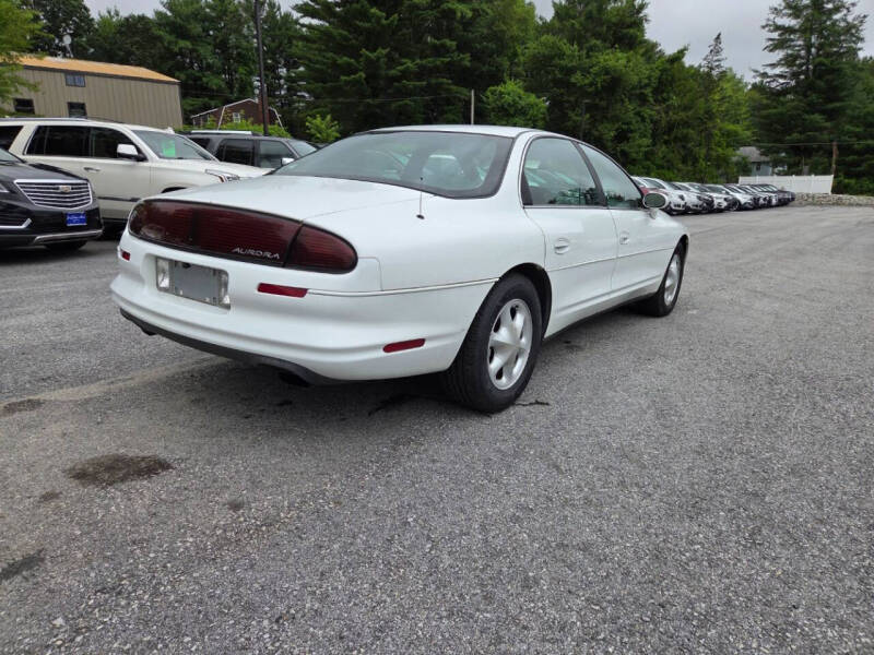 1999 Oldsmobile Aurora