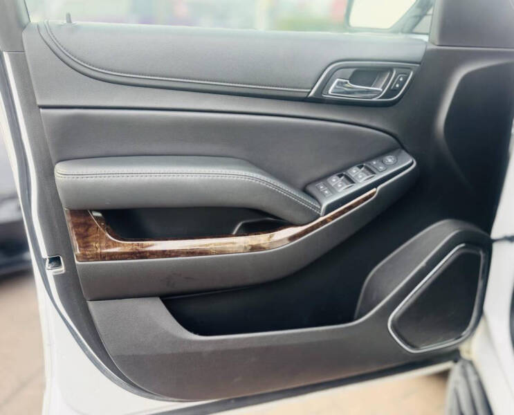 2017 Chevrolet Suburban LS