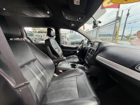 2017 Dodge Grand Caravan GT