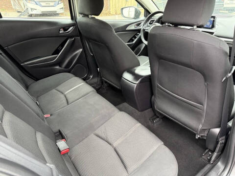 2017 Mazda MAZDA3 Sport