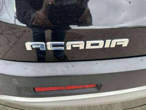 2017 GMC Acadia SLE-2