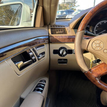 2010 Mercedes-Benz S-Class S 550 4MATIC