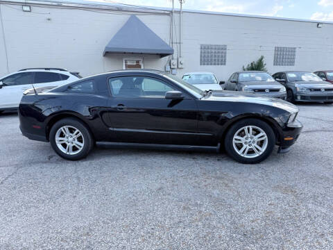 2011 Ford Mustang V6