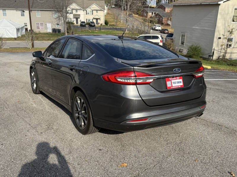 2017 Ford Fusion SE