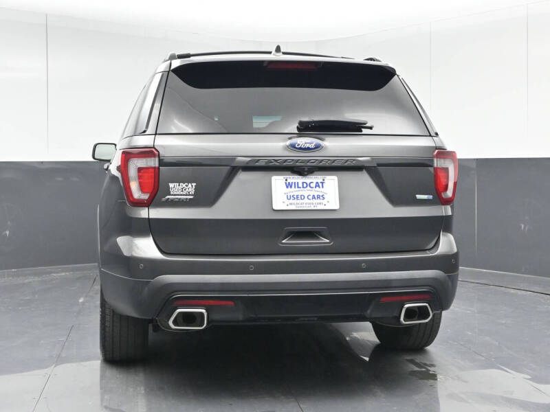 2016 Ford Explorer Sport