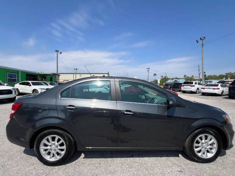 2020 Chevrolet Sonic LT