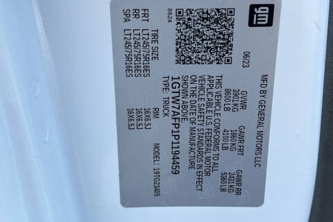 2023 GMC Savana 2500