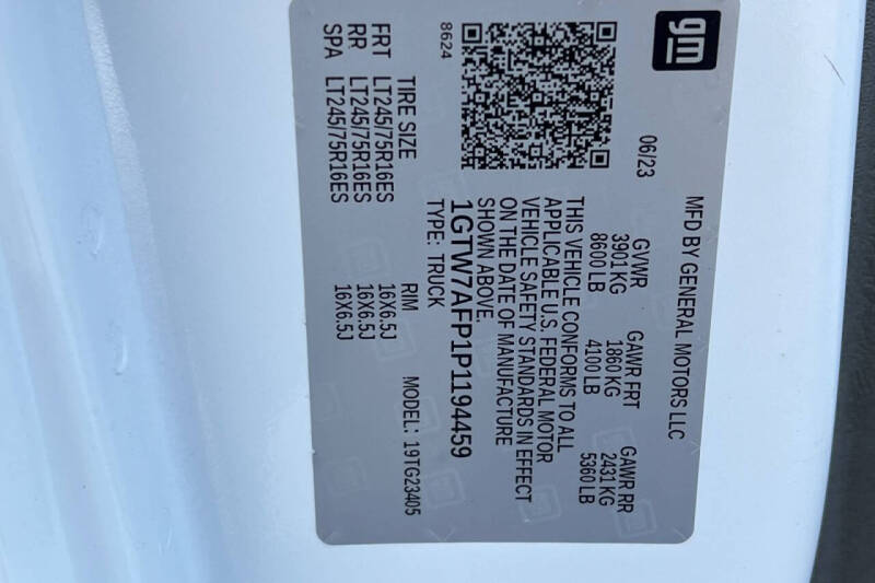 2023 GMC Savana 2500