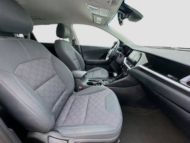 2022 Kia Niro Plug-In Hybrid LXS