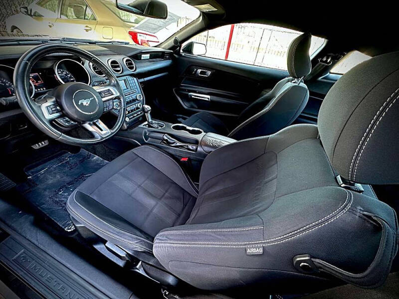 2018 Ford Mustang EcoBoost