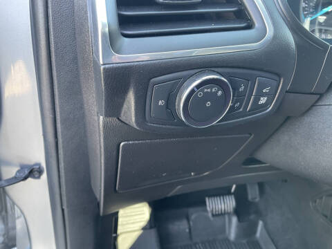 2022 Ford Edge Titanium