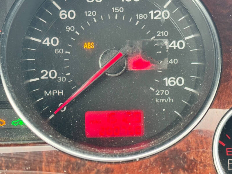 2004 Audi A8 L quattro